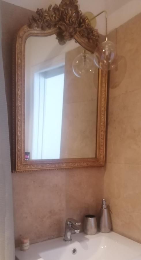 Coeur De Montorgueil - Heart Of - Charming Super For Your Ideal Parisian Days Apartment